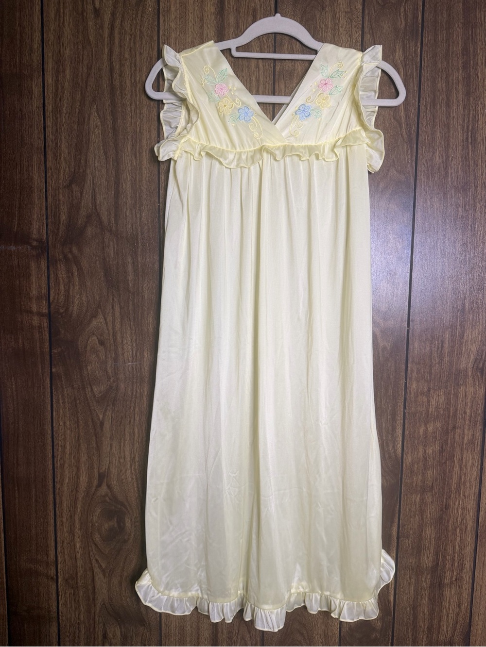 Pale Yellow Ruffled V-Neck Nightgown with Pastel Floral Embroidery